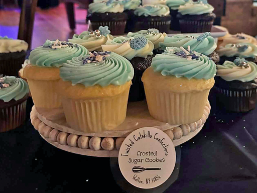 Platter of winter-themed cupcakes